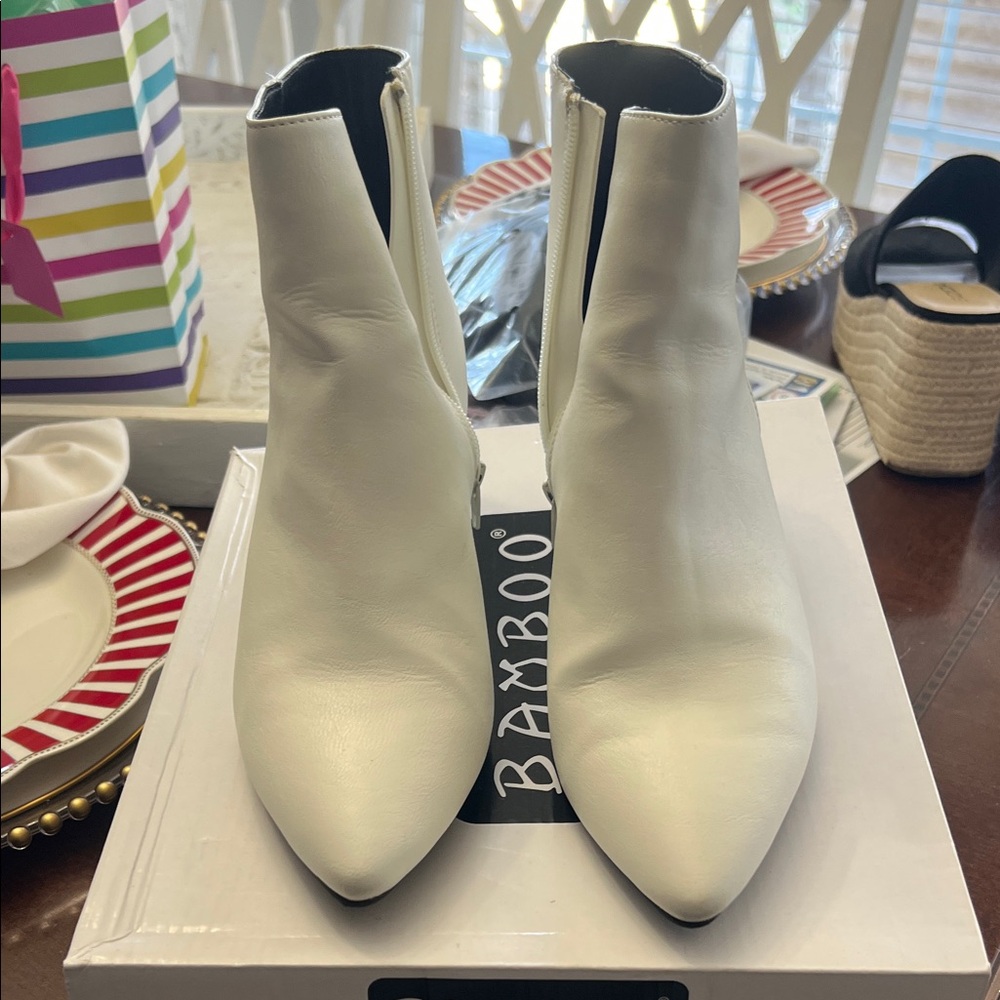 BAMBOO Women's Cream Ankle Booties